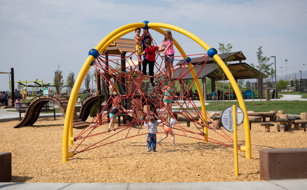 Crab Trap® - Playground Climbing Domed Net Structure