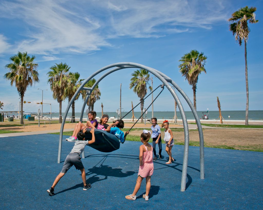 Carolina Parks and Play - HDG Series Play Equipment - Landscape Structures