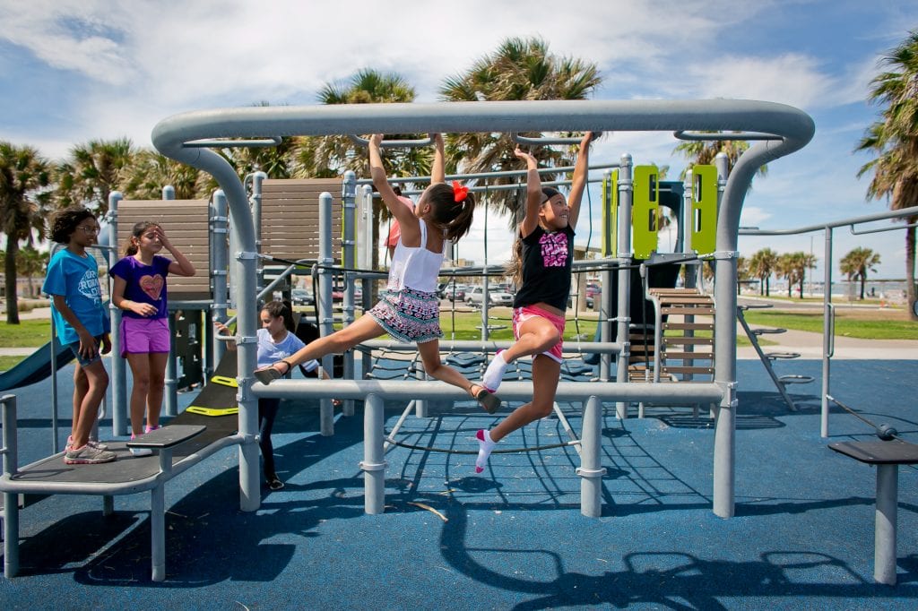 Carolina Parks and Play - HDG Series Play Equipment - Landscape Structures